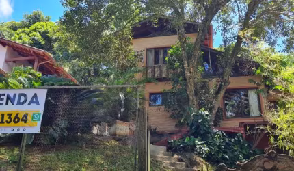 Casa de 2 dormitórios à venda no Rio Tavares