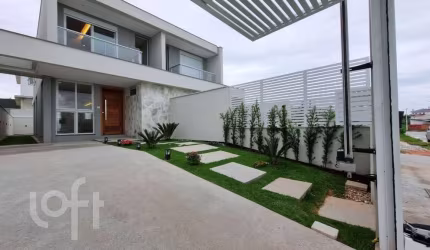 Casa à venda em Campeche Sul com 137 m², 3 quartos
