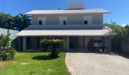 Casa de 5 dormitórios à venda no Campeche