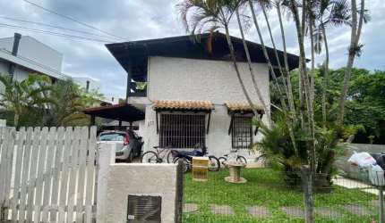 Casa à venda em Campeche Norte com 200 m², 4 quart