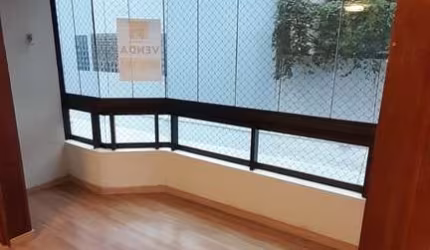 Apartamento de 3 dormitórios à venda no Estreito
