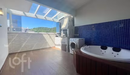 Apartamento à venda em Jurere Leste com 63 m², 2 q