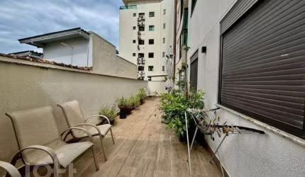 Apartamento à venda em Balneário com 187 m², 3 qua