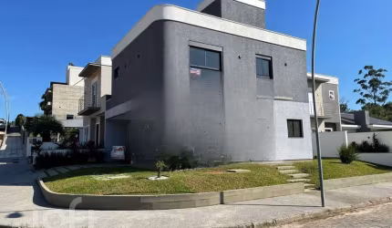 Casa à venda em Recanto dos Açores com 143 m², 3 q