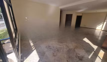 Apartamento à venda em Centro com 171 m², 4 quarto