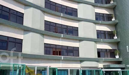 Apartamento à venda em Estreito com 227 m², 3 quar