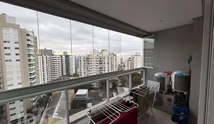 Apartamento à venda em Centro com 79 m², 2 quartos