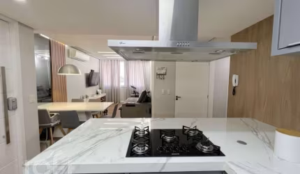 Apartamento à venda em Centro com 103 m², 3 quarto