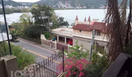 Casa à venda em Saco dos limões com 225 m², 2 quar