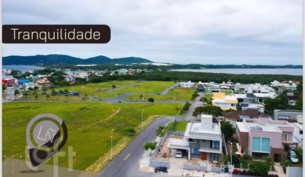 Casa à venda em Lagoa da Conceição com 185 m², 3 q