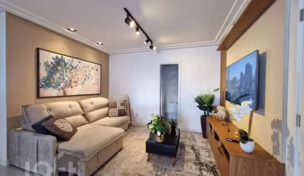 Apartamento à venda em Balneário com 86 m², 2 quar