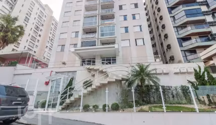 Apartamento à venda em Centro com 65 m², 2 quartos