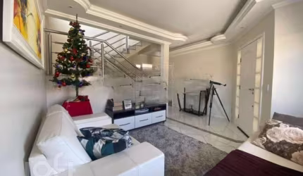 Casa à venda em Centro com 209 m², 3 quartos, 1 su