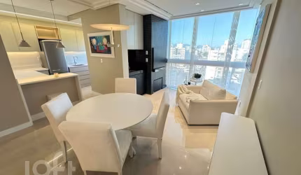 Apartamento à venda em Balneário com 88 m², 2 quar