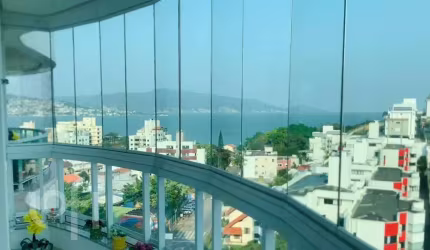 Apartamento à venda em Coqueiros com 99 m², 3 quar