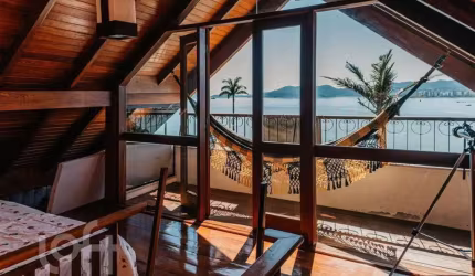 Casa à venda em Estreito com 371 m², 2 quartos, 1