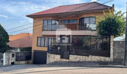 Casa com 4 dormitórios no bairro Itaguaçu