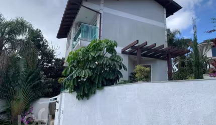 Casa à venda em Campeche Central com 187 m², 3 qua