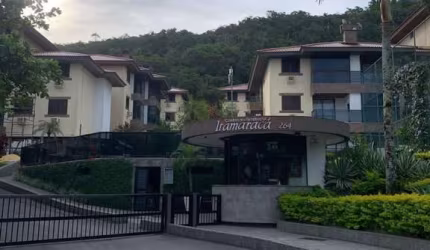 Apartamento à venda em Praia Brava com 80 m², 3 qu