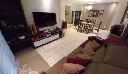 Apartamento à venda em Centro com 170 m², 4 quarto