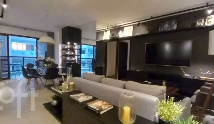 Apartamento à venda em Centro com 143 m², 4 quarto