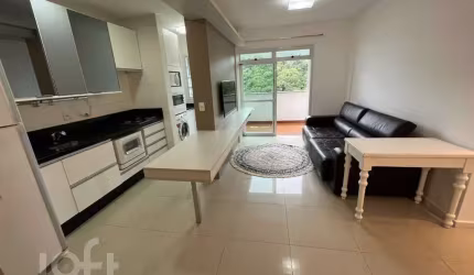 Apartamento à venda em Itacorubi com 131 m², 1 qua