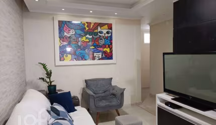 Casa à venda em Centro com 120 m², 3 quartos, 3 va