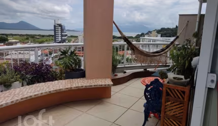 Apartamento à venda em Saco dos limões com 140 m²,