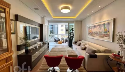 Apartamento à venda em Centro com 132 m², 4 quarto