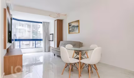 Apartamento à venda em Jurere Leste com 45 m², 1 q