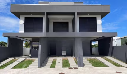 Casa à venda em Lagoa Pequena com 150 m², 3 quarto
