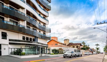 Apartamento de 3 dormitórios no bairro Estreito