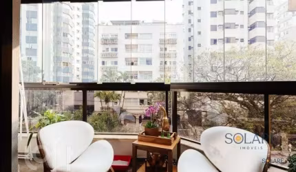 Apartamento à venda em Centro com 237 m², 4 quarto