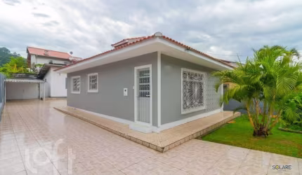 Casa à venda em Saco dos limões com 75 m², 3 quart