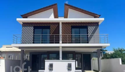 Casa à venda em Campeche Sul com 157 m², 3 quartos