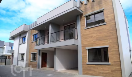 Casa à venda em Campeche Central com 124 m², 3 qua