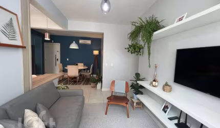 Apartamento à venda em Lagoa Pequena com 69 m², 2