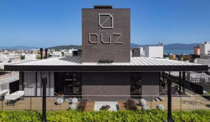 Apartamento de 4 suites em Jurerê Internacional