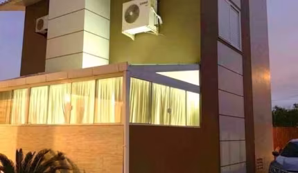Casa à venda em Ressacada com 180 m², 4 quartos, 1