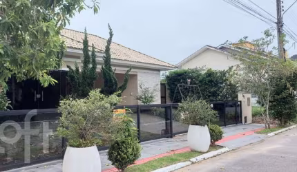 Casa à venda em Cachoeira do bom Jesus com 197 m²,