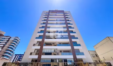 Apartamento de 3 dormitórios à venda no Centro