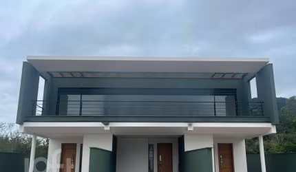 Casa à venda em Tapera com 144 m², 2 quartos, 2 su