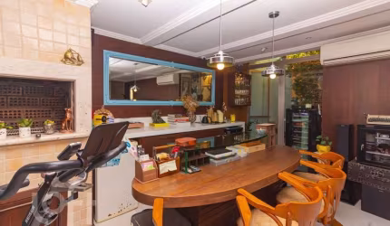 Apartamento à venda em Centro com 222 m², 4 quarto