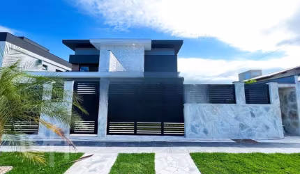 Casa à venda em Rio tavares central com 168 m², 3