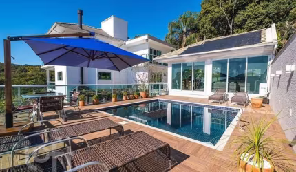 Casa à venda em Pantanal com 510 m², 4 quartos, 2
