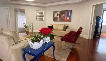 Apartamento à venda em Agronômica com 206 m², 4 qu