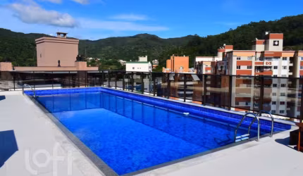 Apartamento à venda em Córrego Grande com 87 m², 1