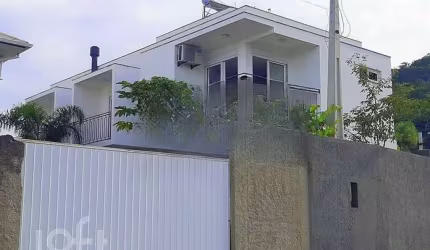 Casa à venda em Campeche Norte com 180 m², 1 quart