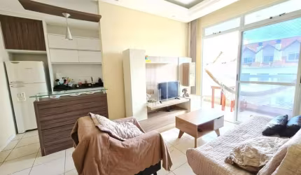 Apartamento de 2 dormitórios em Coqueiros