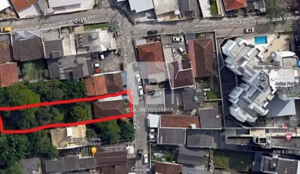 Terreno à venda próximo à UFSC na Trindade